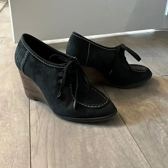 CLARKS Suede Wedge Loafers, Size 8 - Picture 1 of 5